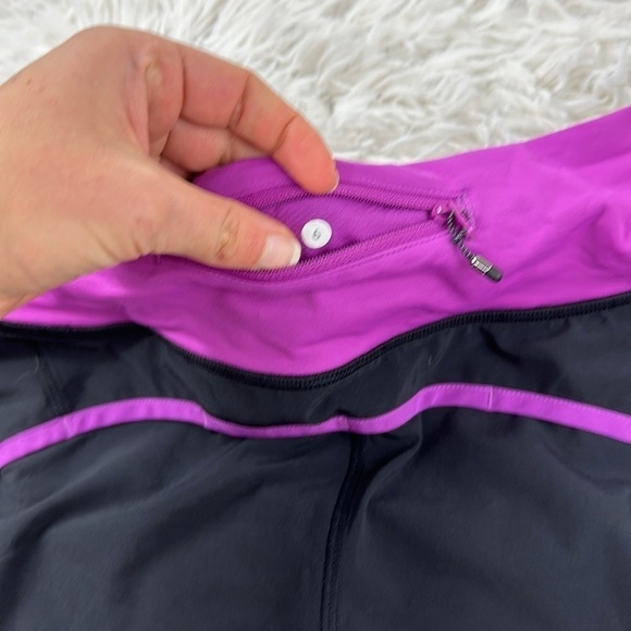 Lululemon Run Times Short *4-way Stretch Black / Ultra Violet - Picture 5 of 5